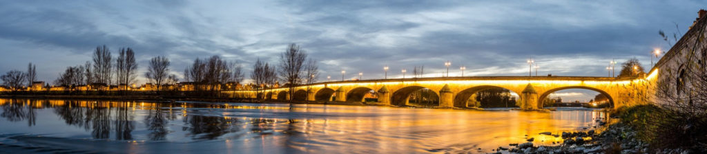Photo du pont Georges V à Orléans dans le Loiret